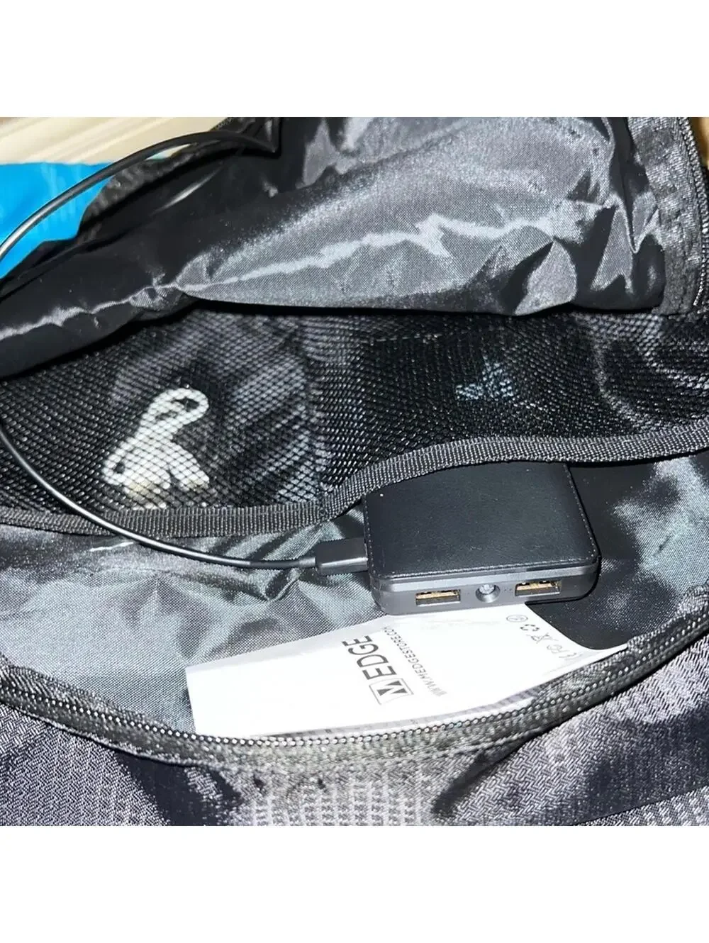 M Edge Tech Sackpack with Rechargeable portable phone battery NWT BLACK/ Blue